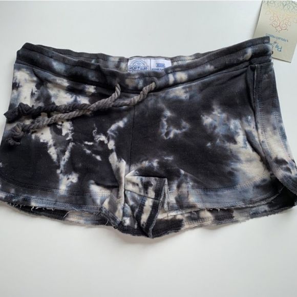 POP by Surf Tie Dye Sweat Shorts - Size M - Picture 1 of 2